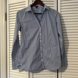 Ann Taylor women’s pinstripe button down shirt